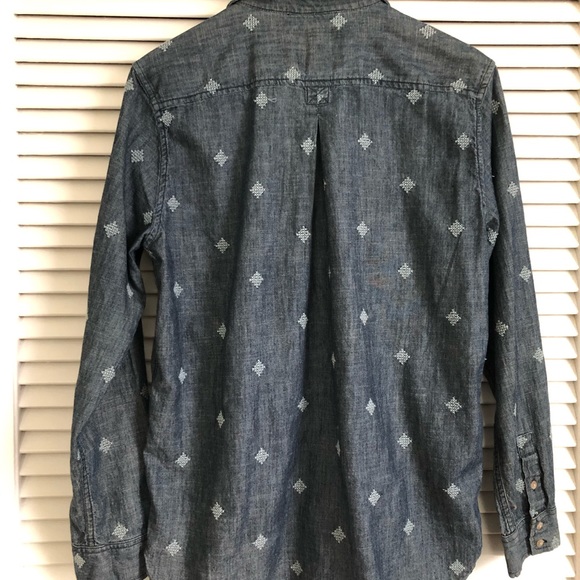 AE• Diamond embroidered denim button up - Picture 5 of 5